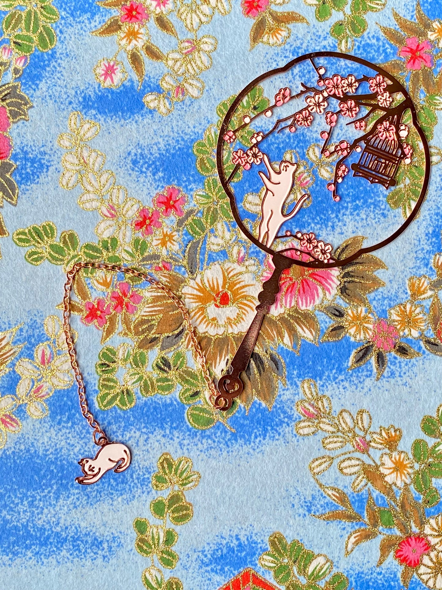 Cat cherry blossom charm metal bookmark -Tortuna